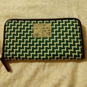 Anthropology green patterned wallet